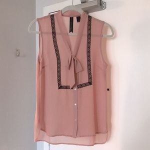 Pink Lace Shell. Button Up with Tie. Like New Sz S